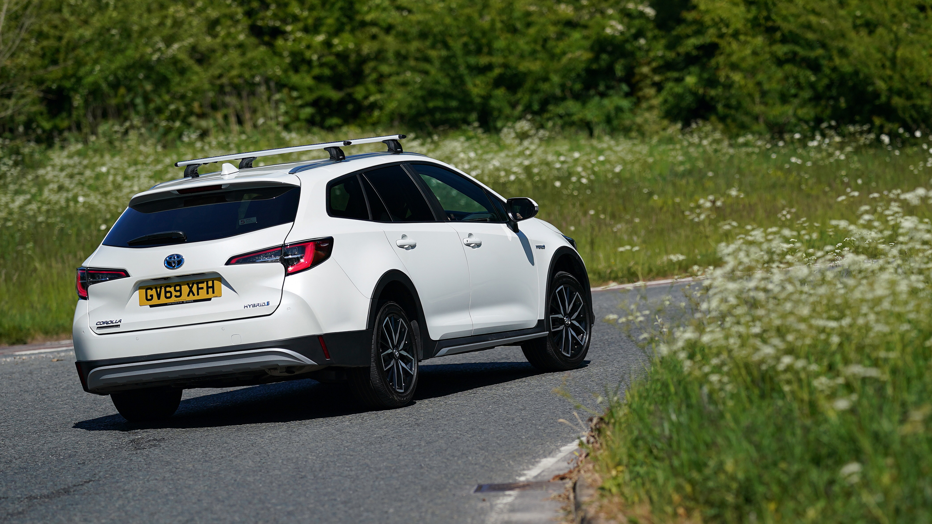 LOCAL / OUTSTATION CAR HIRE